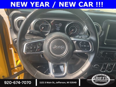 2019 Jeep Wrangler Unlimited Unlimited Sahara ONE TOUCH SKYROOF!!!