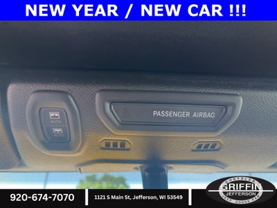 2019 Jeep Wrangler Unlimited Unlimited Sahara ONE TOUCH SKYROOF!!!