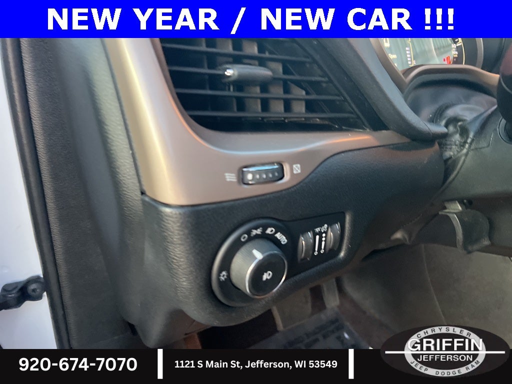 2017 Jeep Cherokee Latitude 3.2L V6 !!!