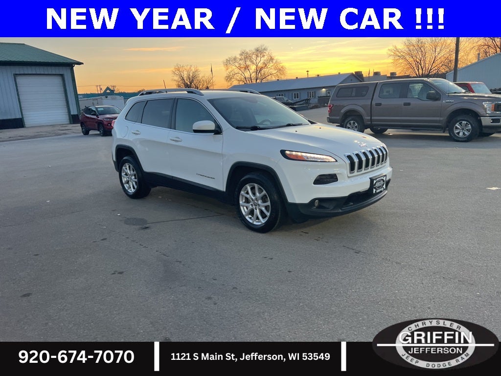 2017 Jeep Cherokee Latitude 3.2L V6 !!!