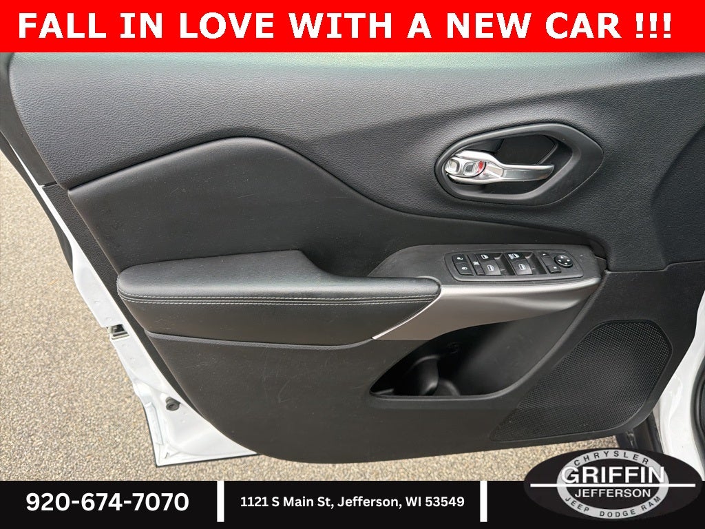 2019 Jeep Cherokee Latitude 3.2L V6 !!!