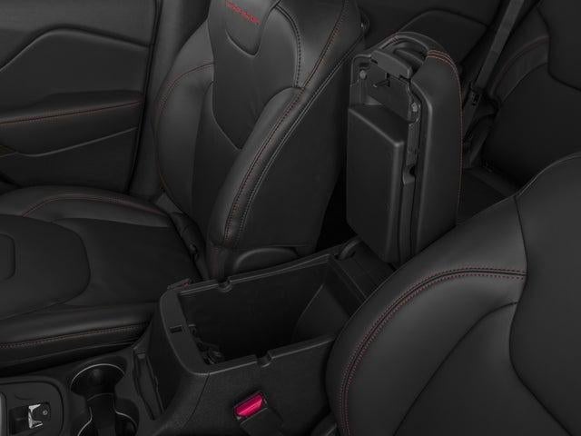 2017 Jeep Cherokee Trailhawk 3.2L V6 !!!