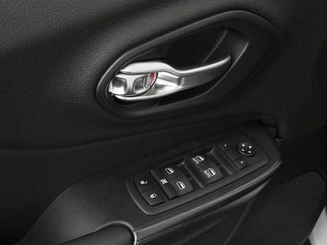 2017 Jeep Cherokee Trailhawk 3.2L V6 !!!