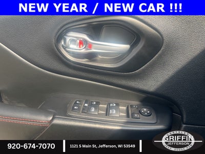 2022 Jeep Cherokee Trailhawk 4WD V6 !!!