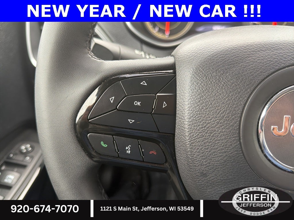 2023 Jeep Cherokee Altitude LUX 4WD