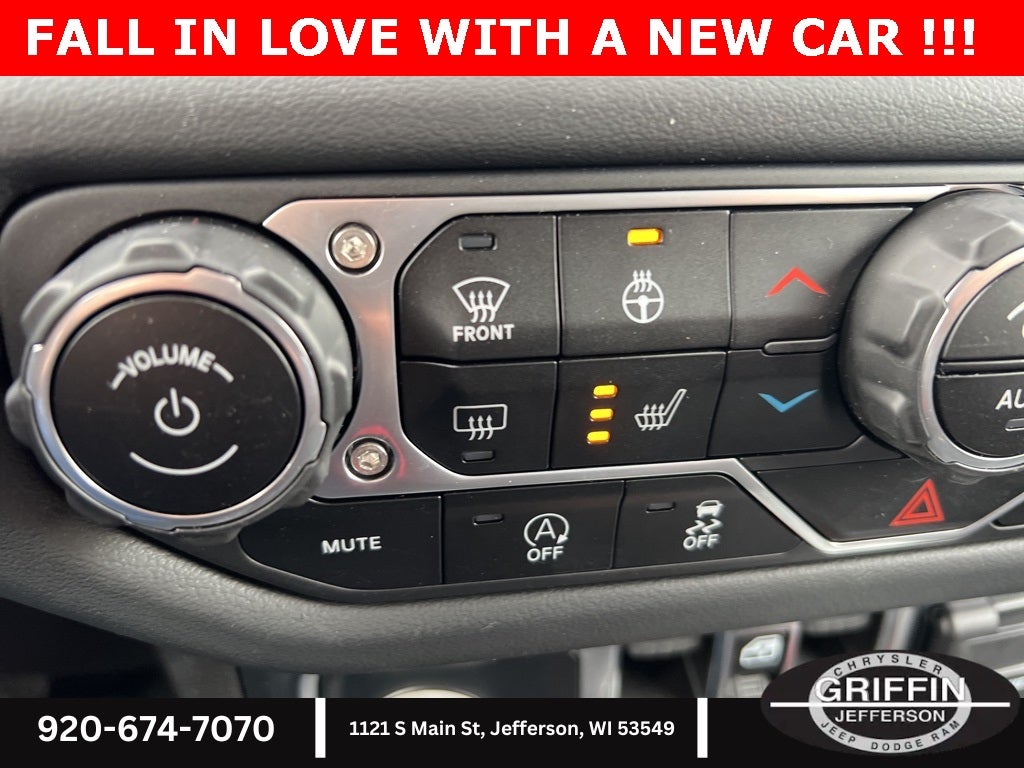 2024 Jeep Wrangler Sahara 4X4 3.6L V6 !!!