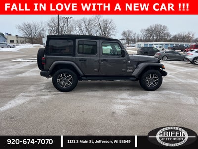 2024 Jeep Wrangler Sahara 4X4 3.6L V6 !!!
