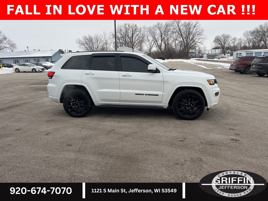 2020 Jeep Grand Cherokee Altitude 4WD !!!