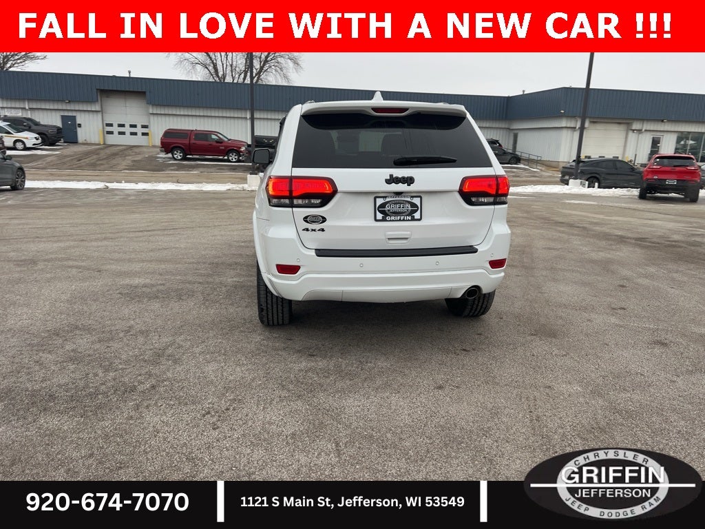 2020 Jeep Grand Cherokee Altitude 4WD !!!