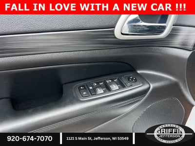 2020 Jeep Grand Cherokee Altitude 4WD !!!