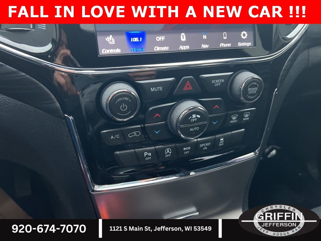 2020 Jeep Grand Cherokee Altitude 4WD !!!