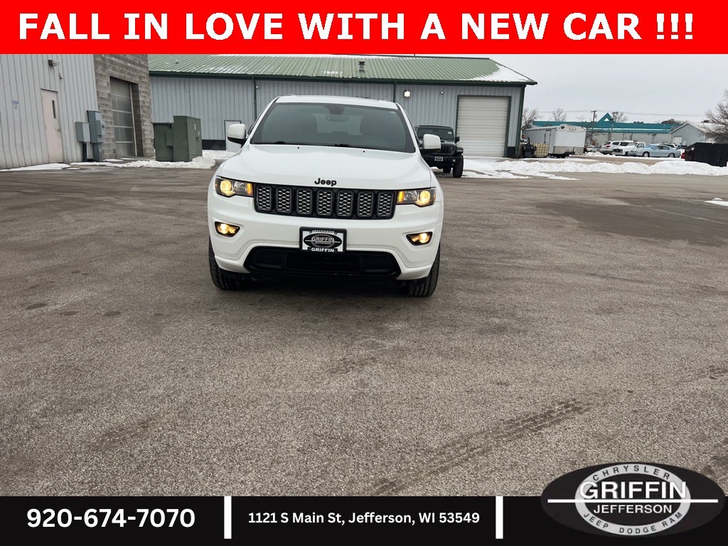 2020 Jeep Grand Cherokee Altitude 4WD !!!