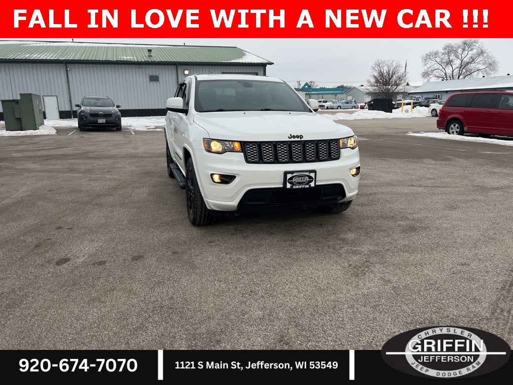 2020 Jeep Grand Cherokee Altitude 4WD !!!