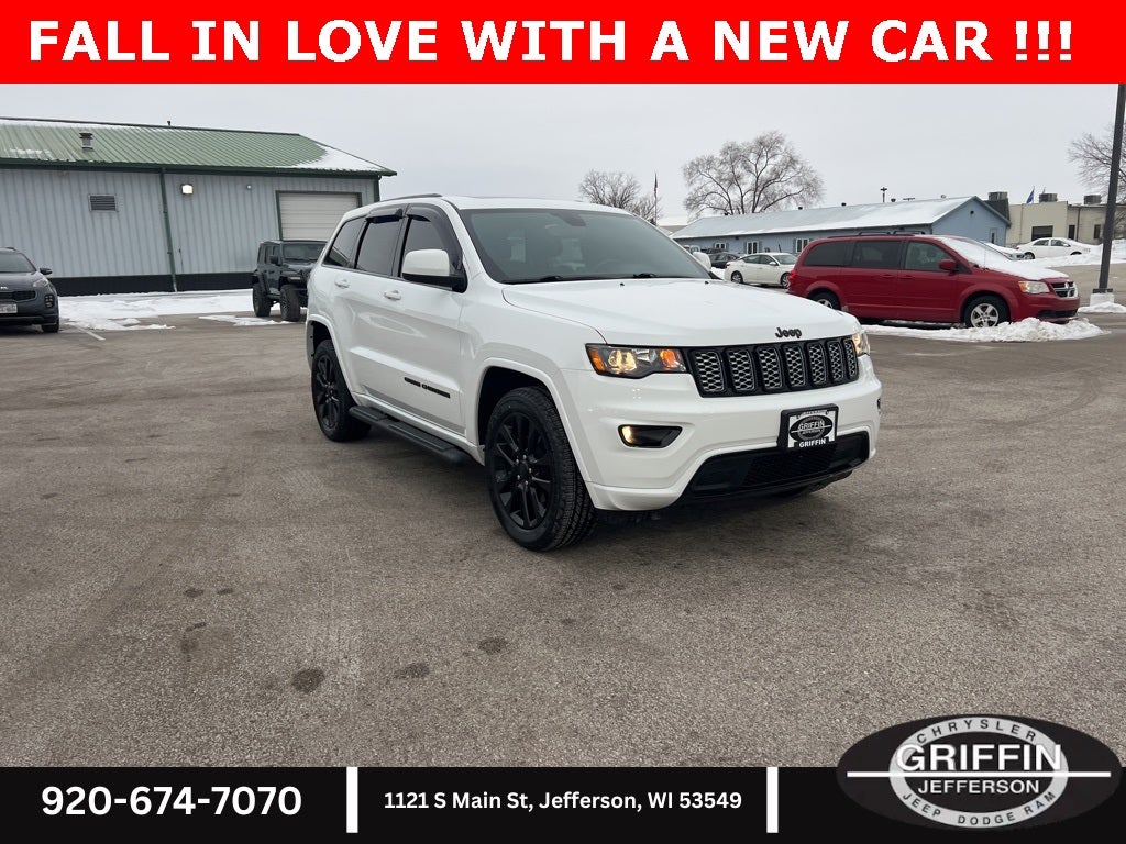 2020 Jeep Grand Cherokee Altitude 4WD !!!