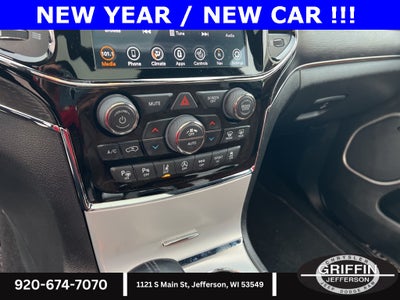 2020 Jeep Grand Cherokee Summit 4WD !!!