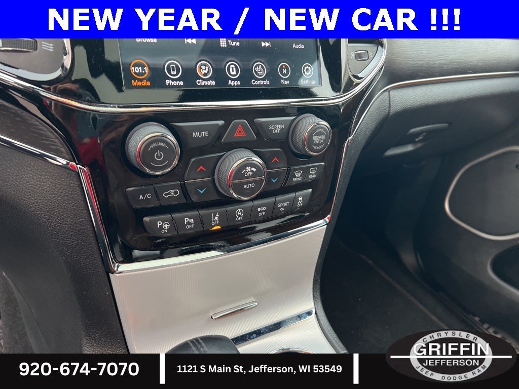 2020 Jeep Grand Cherokee Summit 4WD !!!