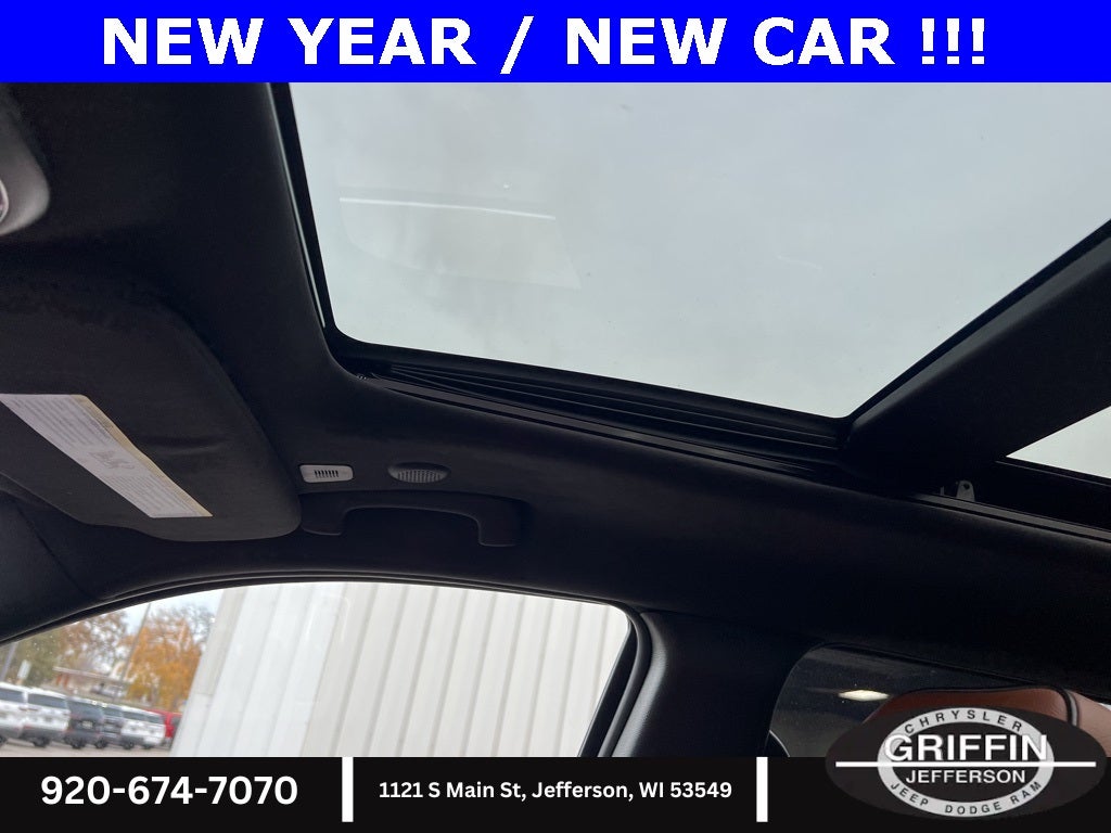 2020 Jeep Grand Cherokee Summit 4WD !!!