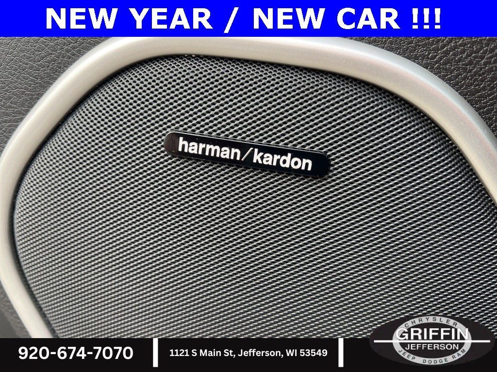 2020 Jeep Grand Cherokee Summit 4WD !!!