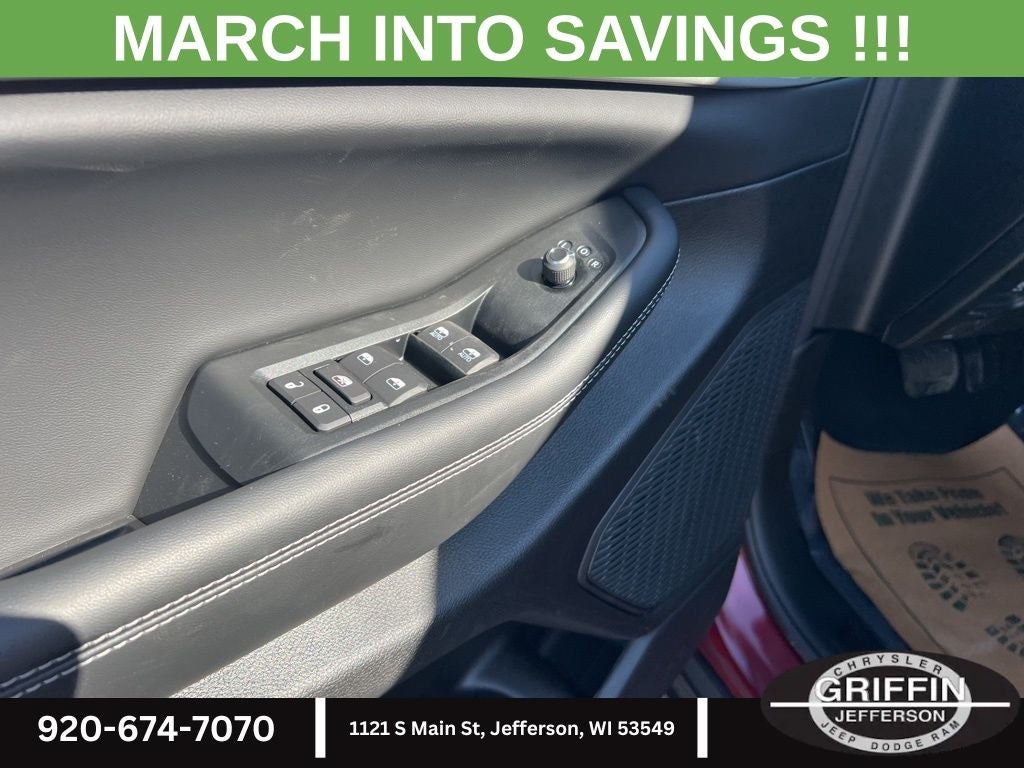 2026 Jeep Grand Cherokee Laredo 4X4 !!!