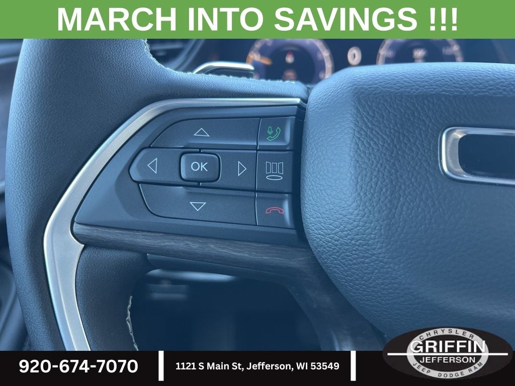 2026 Jeep Grand Cherokee Laredo 4X4 !!!