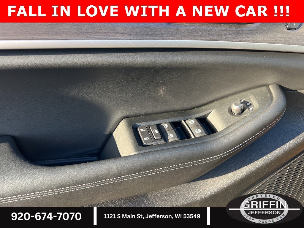 2025 Jeep Grand Cherokee Limited 4WD