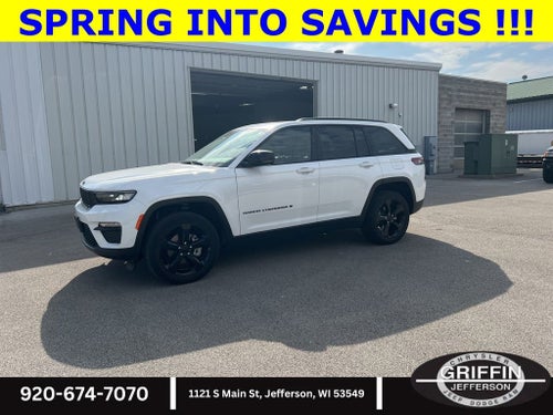 2023 Jeep Grand Cherokee Limited 4X4 V6 !!!
