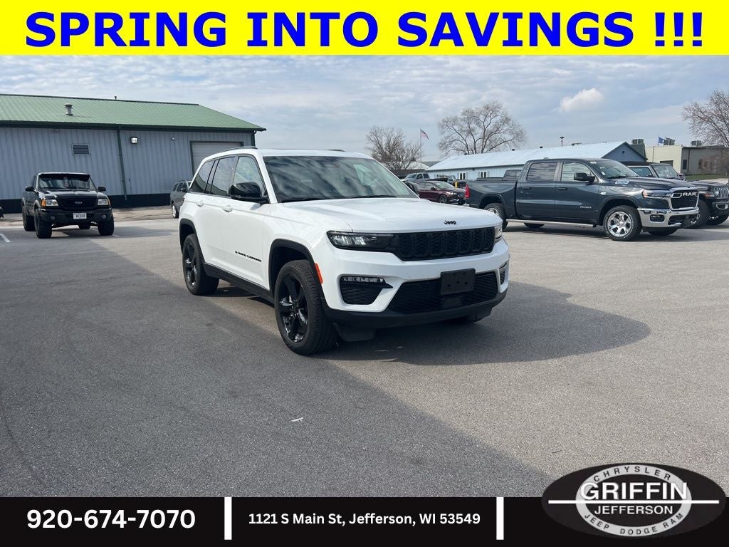 2023 Jeep Grand Cherokee Limited 4X4 V6 !!!