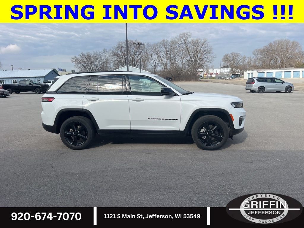 2023 Jeep Grand Cherokee Limited 4X4 V6 !!!