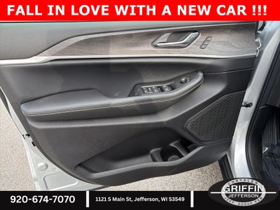 2025 Jeep Grand Cherokee Limited 4X4