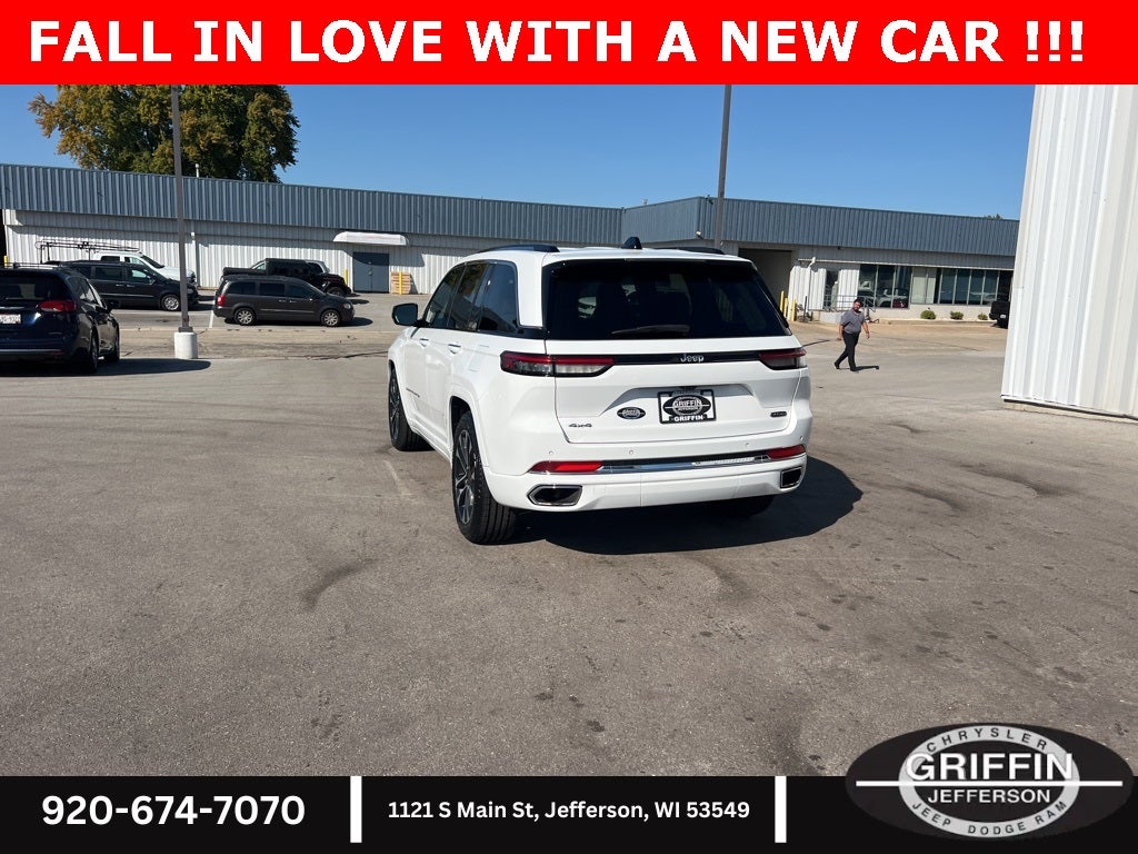 2023 Jeep Grand Cherokee Overland 4WD!!!!