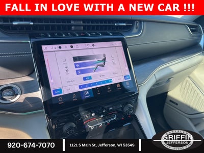 2023 Jeep Grand Cherokee Overland 4WD!!!!