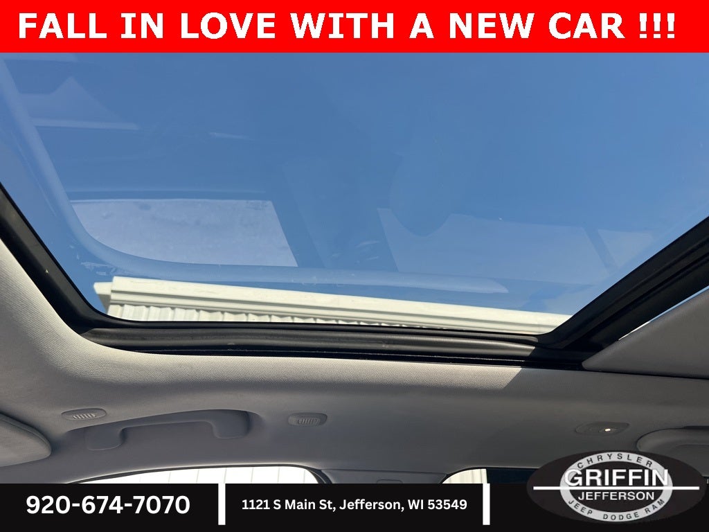 2023 Jeep Grand Cherokee Overland 4WD!!!!