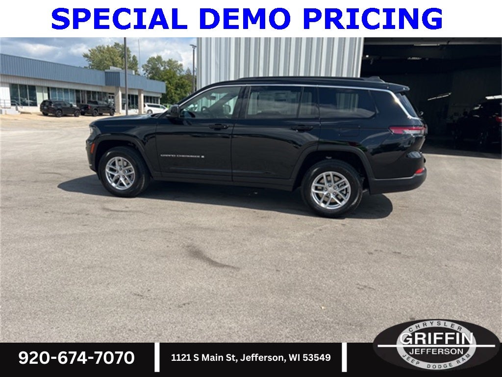 2025 Jeep Grand Cherokee L Laredo 4X4