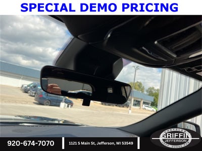 2025 Jeep Grand Cherokee L Laredo 4X4