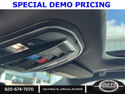 2025 Jeep Grand Cherokee L Laredo 4X4