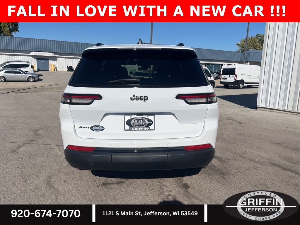 2025 Jeep Grand Cherokee L Altitude AWD