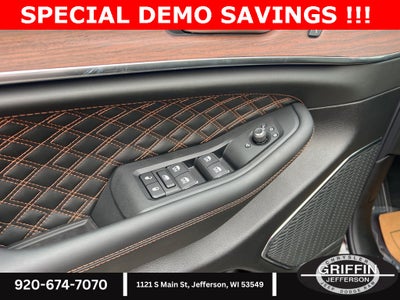 2025 Jeep Grand Cherokee L Summit OBSIDIAN PACKAGE !!!