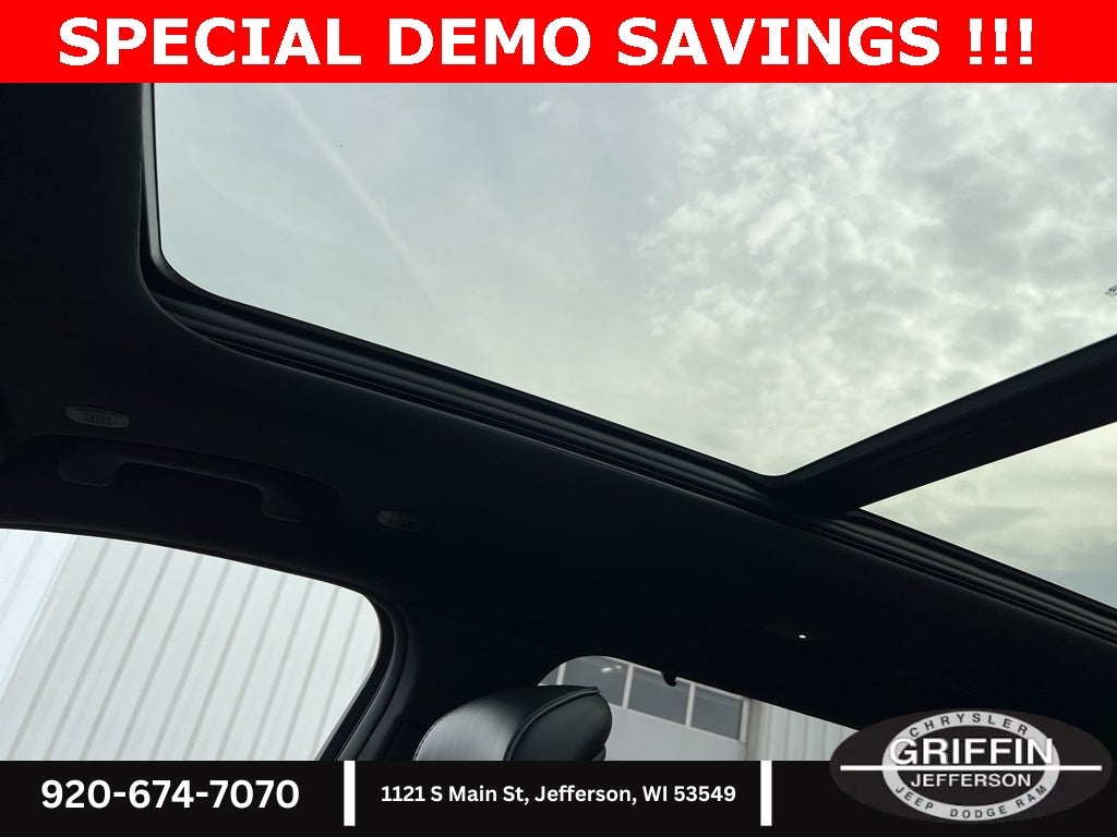 2025 Jeep Grand Cherokee L Summit OBSIDIAN PACKAGE !!!