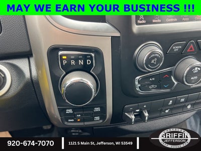 2016 RAM 1500 Big Horn 4X4 !!!