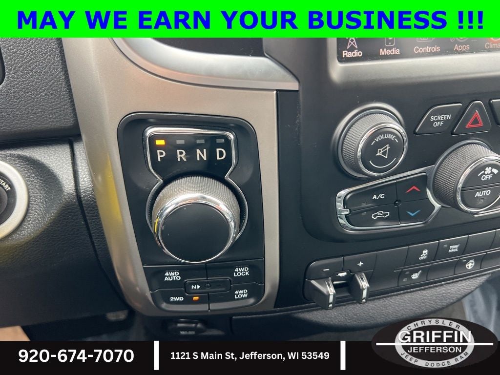 2016 RAM 1500 Big Horn 4X4 !!!
