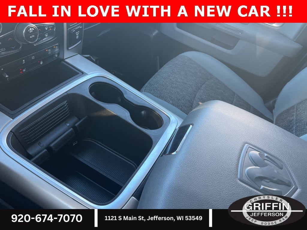 2018 RAM 1500 Big Horn 5.7L HEMI !!!