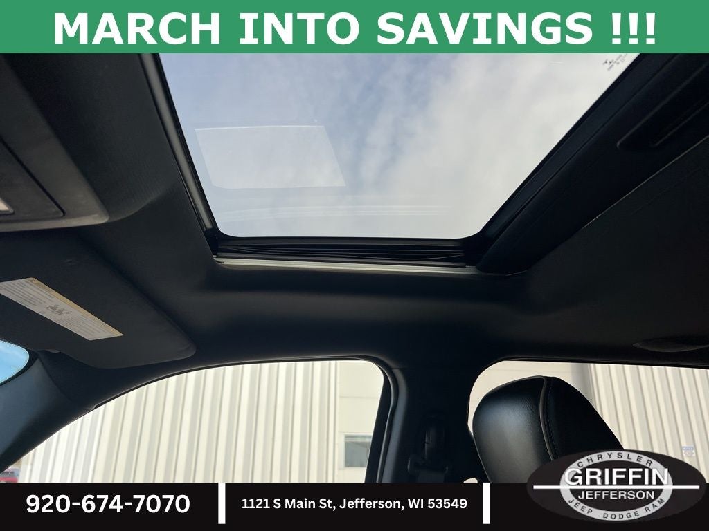 2016 RAM 1500 Laramie Longhorn 4X4 5.7L V8 !!!