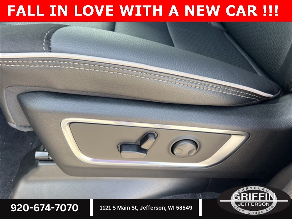 2026 RAM 1500 Laramie Crew Cab 4X4