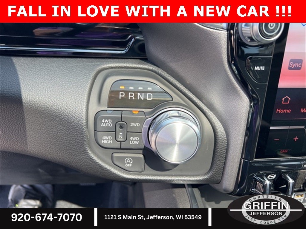 2026 RAM 1500 Laramie Crew Cab 4X4