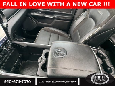 2022 RAM 1500 Laramie HEMI 5.7L V8 !!!