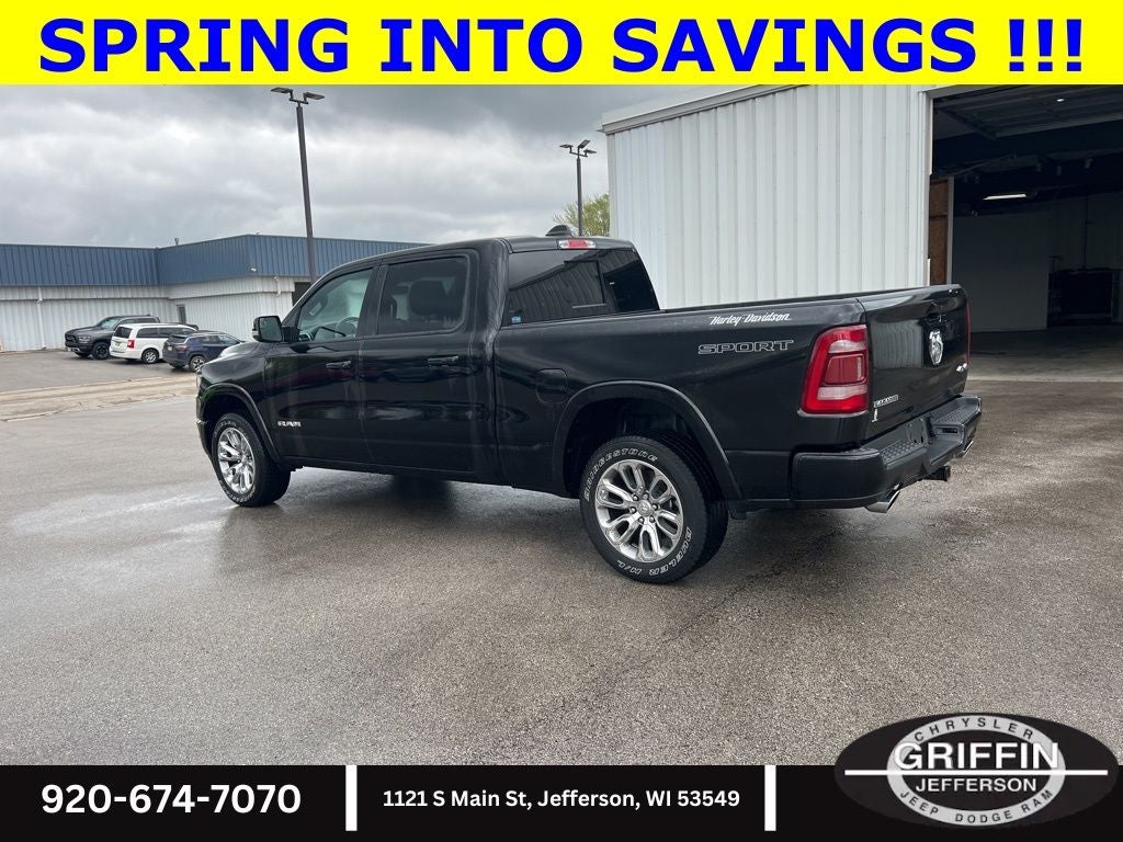 2022 RAM 1500 Laramie 4WD HEMI !!!