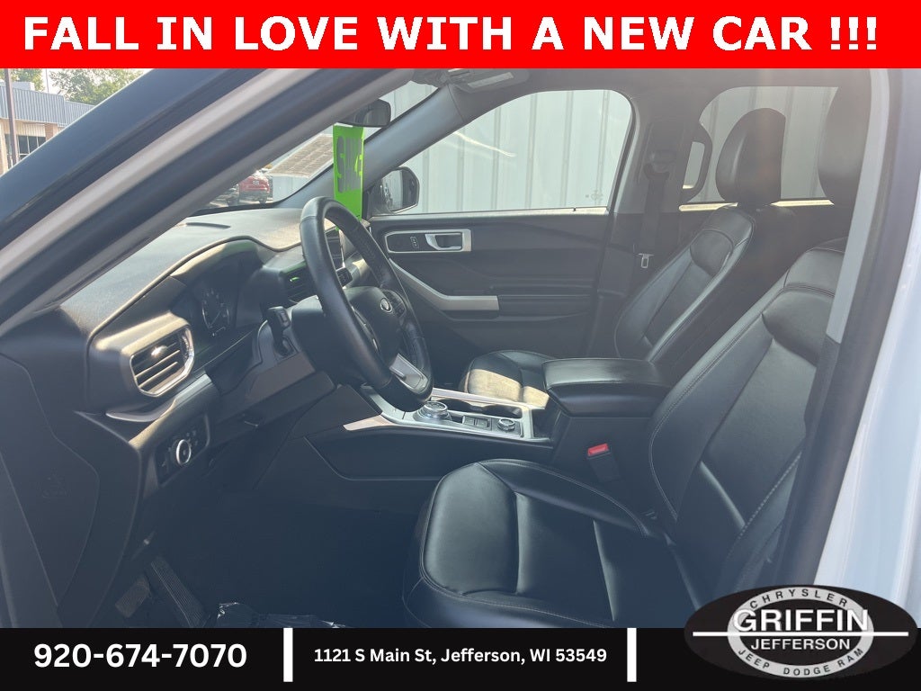 2023 Ford Explorer XLT 4WD!!!