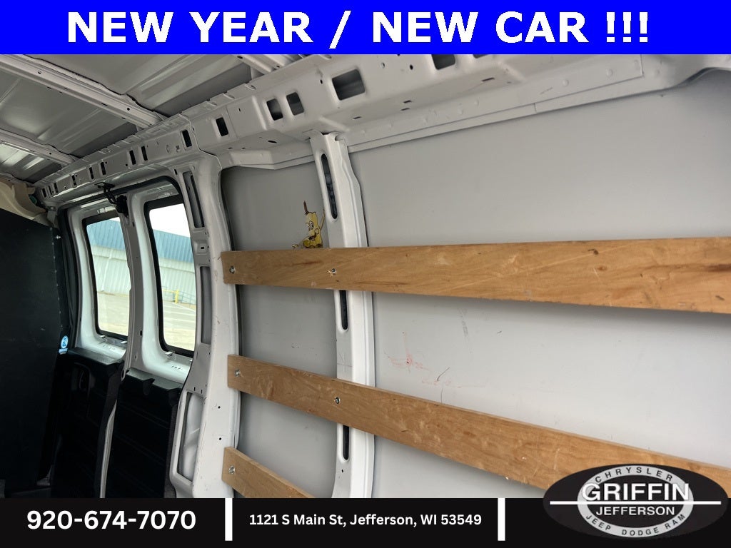 2022 GMC Savana 2500 Work Van 4.3L V6 !!!