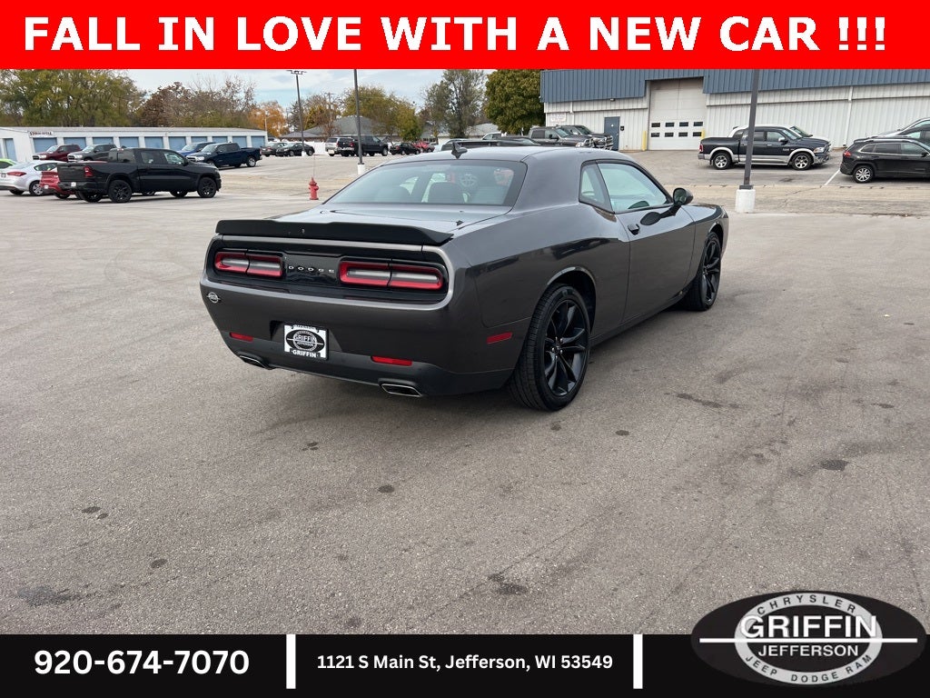 2018 Dodge Challenger SXT PLUS BLACKTOP
