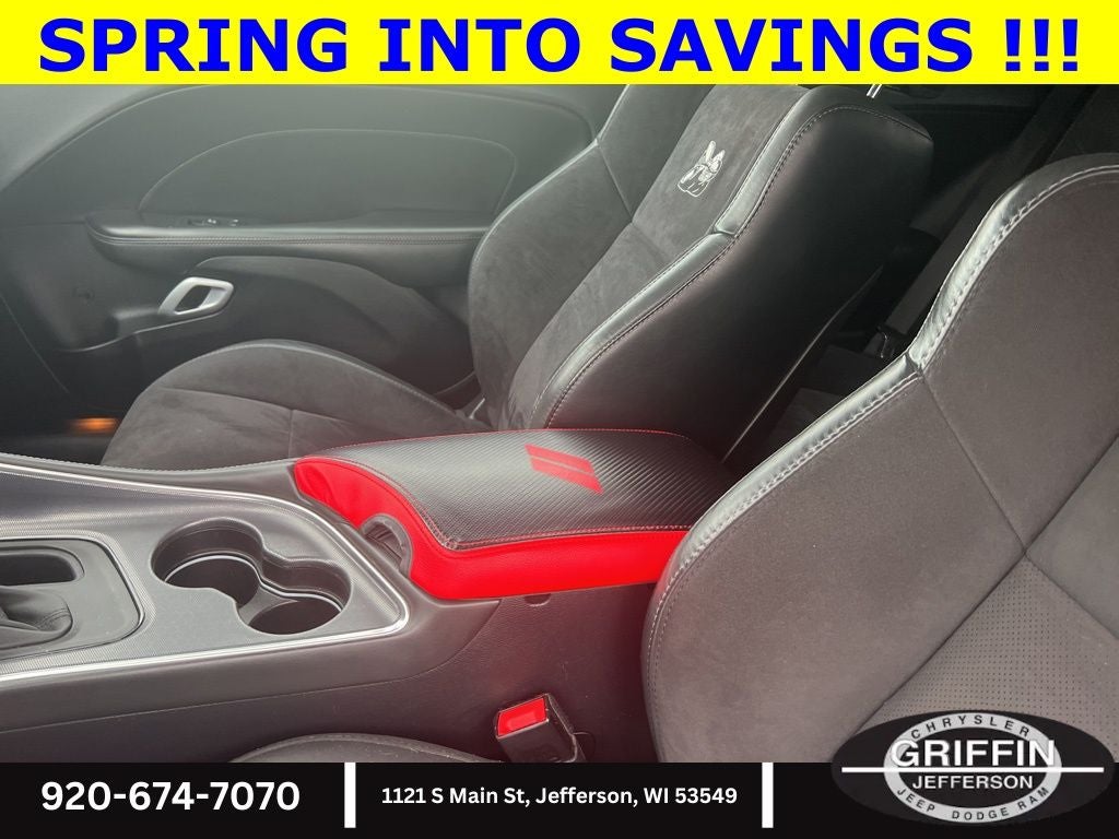 2016 Dodge Challenger R/T Scat Pack 6.4L V8 !!!